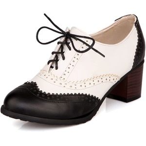 Lace Up Oxford Shoe